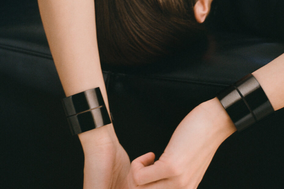 Repossi Unveils Limited Edition No.6: The Cross Bracelet, A Study in Architectural Precision