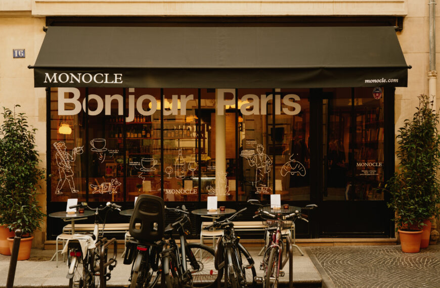 Monocle Arrives in Paris: A Boutique-Café That Blends Journalism, Design, and Gastronomy