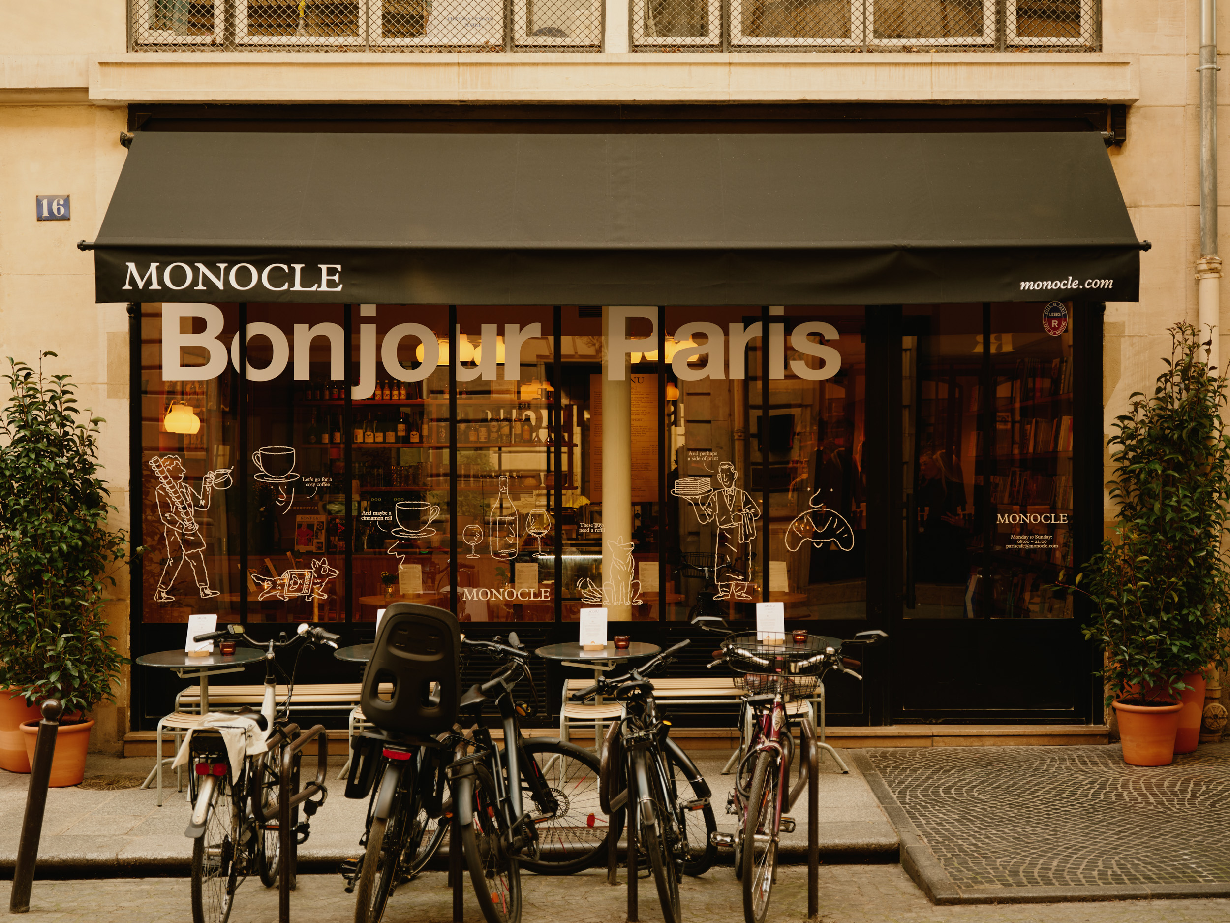 Monocle Arrives in Paris: A Boutique-Café That Blends Journalism, Design, and Gastronomy